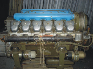 MOTOR úplný T930-3 - 12.válců - T813